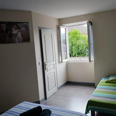 La Diligence 3*